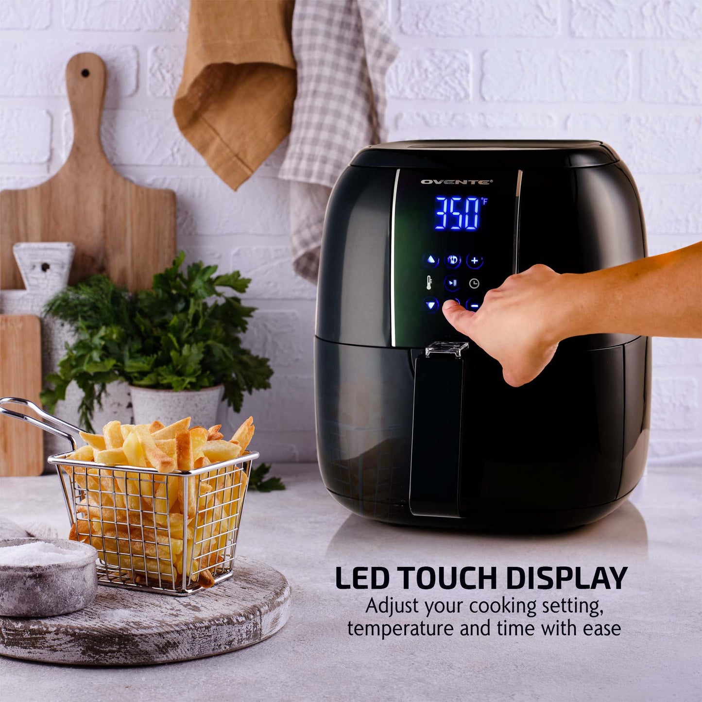 🖤 Compact 3.2 Qt Air Fryer – LED Touchscreen, 6 Presets, Non-Stick, Oil-Free Frying | OVENTE FAD61302B