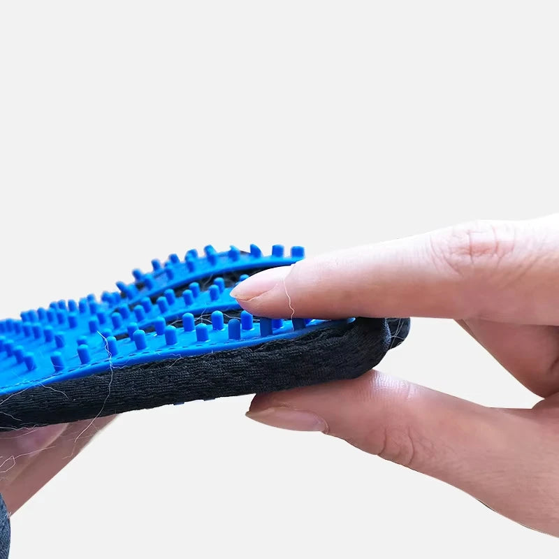 🐾 MagicGroom Glove – The Purr-fect Deshedding & Massage Glove for Cats & Dogs!
